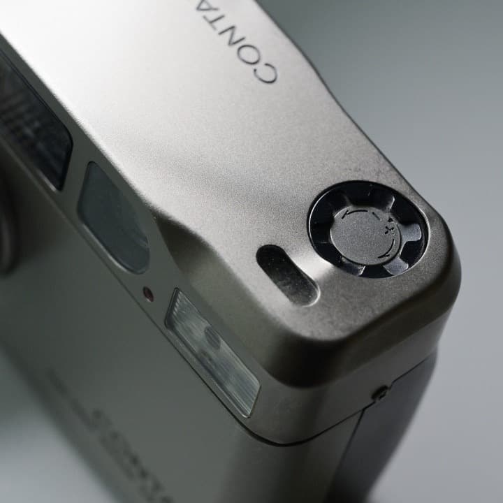 フィルムカメラ CONTAX T2