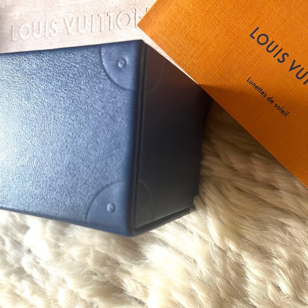 【未使用】ルイヴィトンLOUIS VUITTON 革製　小物入れ