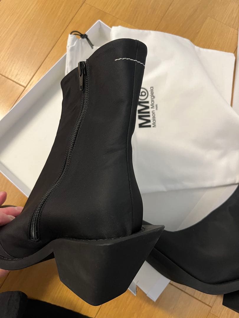 お値下げしました！未使用品　MM6 ブラック ショートブーツ 38