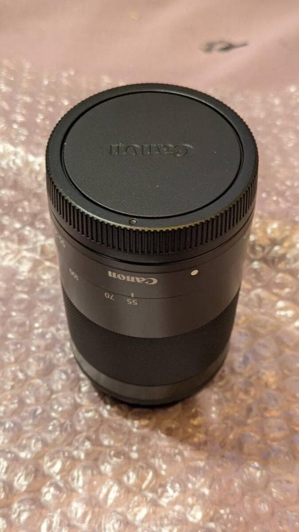 未使用　Canon EOS M6 ダブルズームレンズキット キャノン