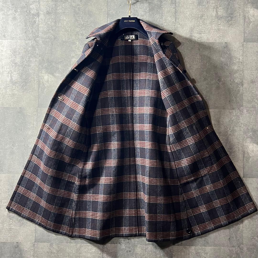 MISS DIOR（ミスディオール）の上質なチェック柄ウールコート　9号