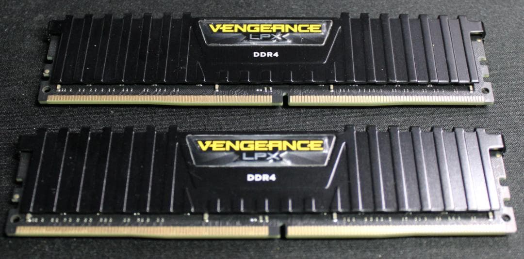 Corsair コルセア DDR4 32GB (16GB×2)2666MHz