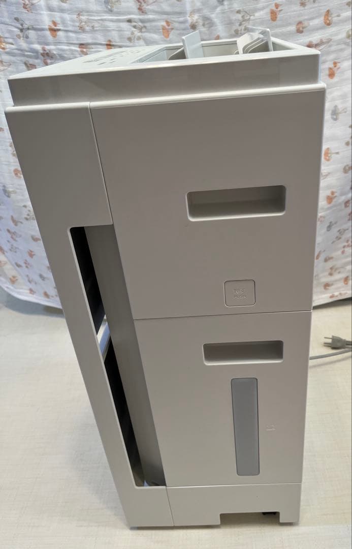 Panasonic F-VC70XT 加湿空気清浄機 ホワイト　21年製