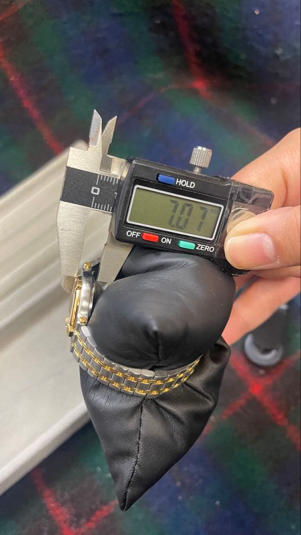 グッチの9000Lシリーズのクォーツ式腕時計 腕時計 クォーツ ウォッチ 時計