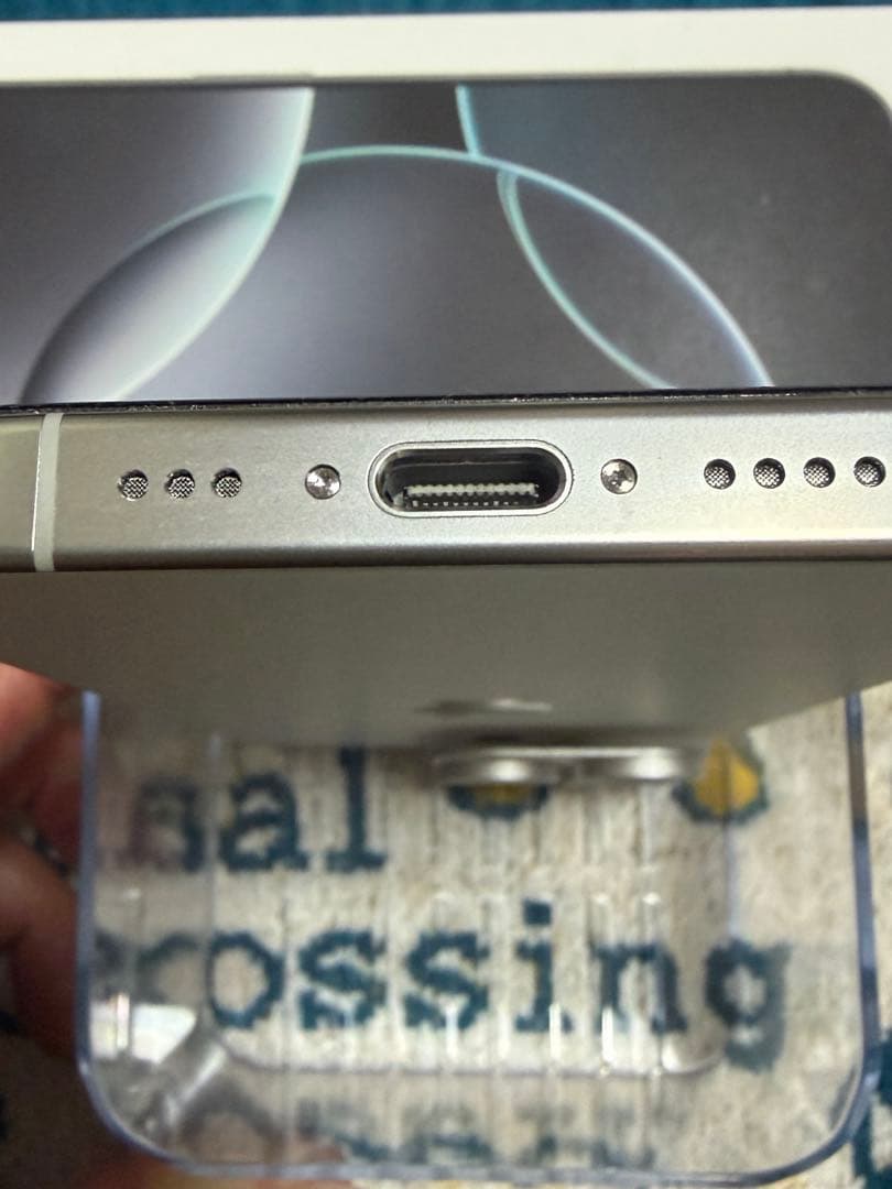 【ggh】Apple iPhone 16Pro white 256GB