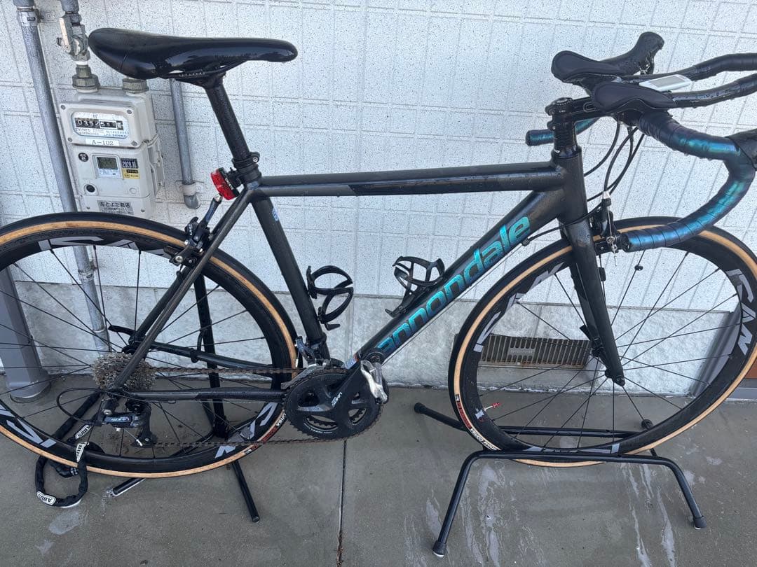 Cannondale ロードバイク オプティモ Sora カスタム