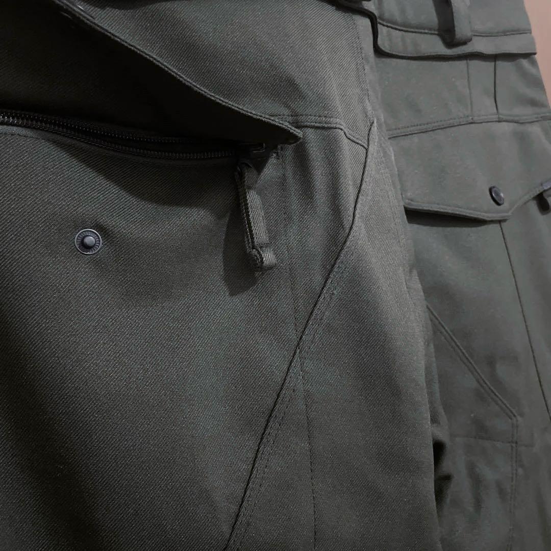 VOLCOM スノーボードパンツ オリーブグリーン