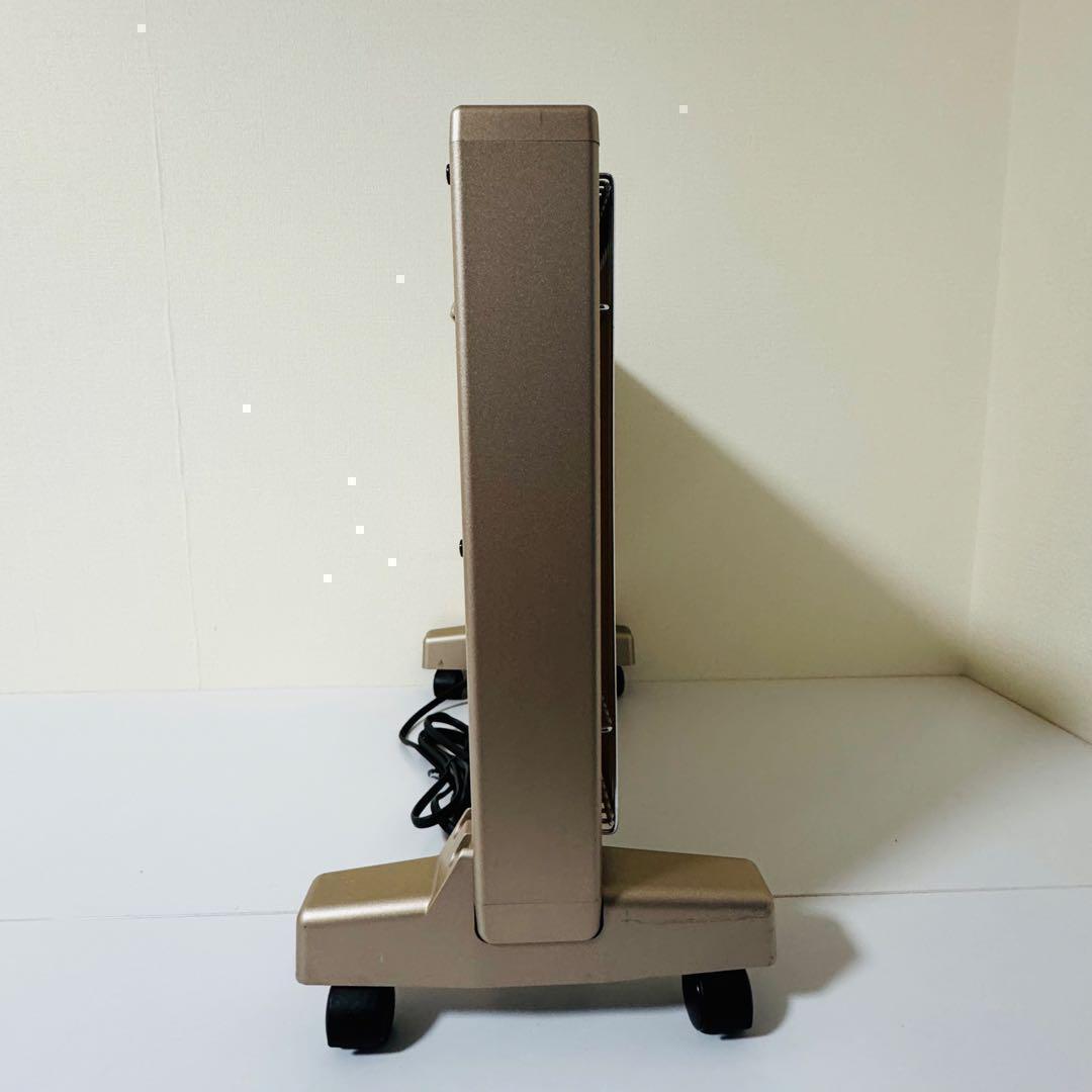 サンルミエ Cute E800LS 遠赤外線暖房器　2022年製