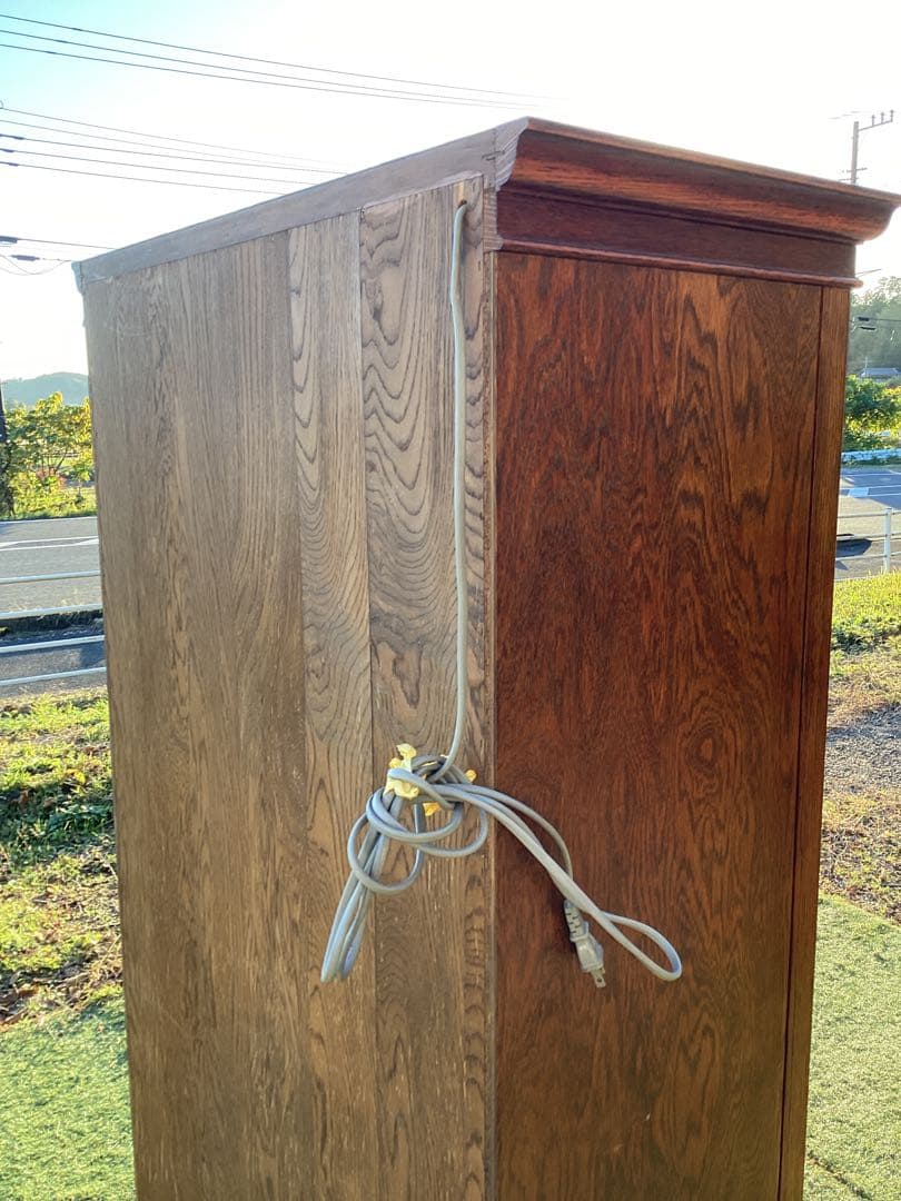 キャビネット　飾り棚　英国風　食器棚　本棚　ステンド