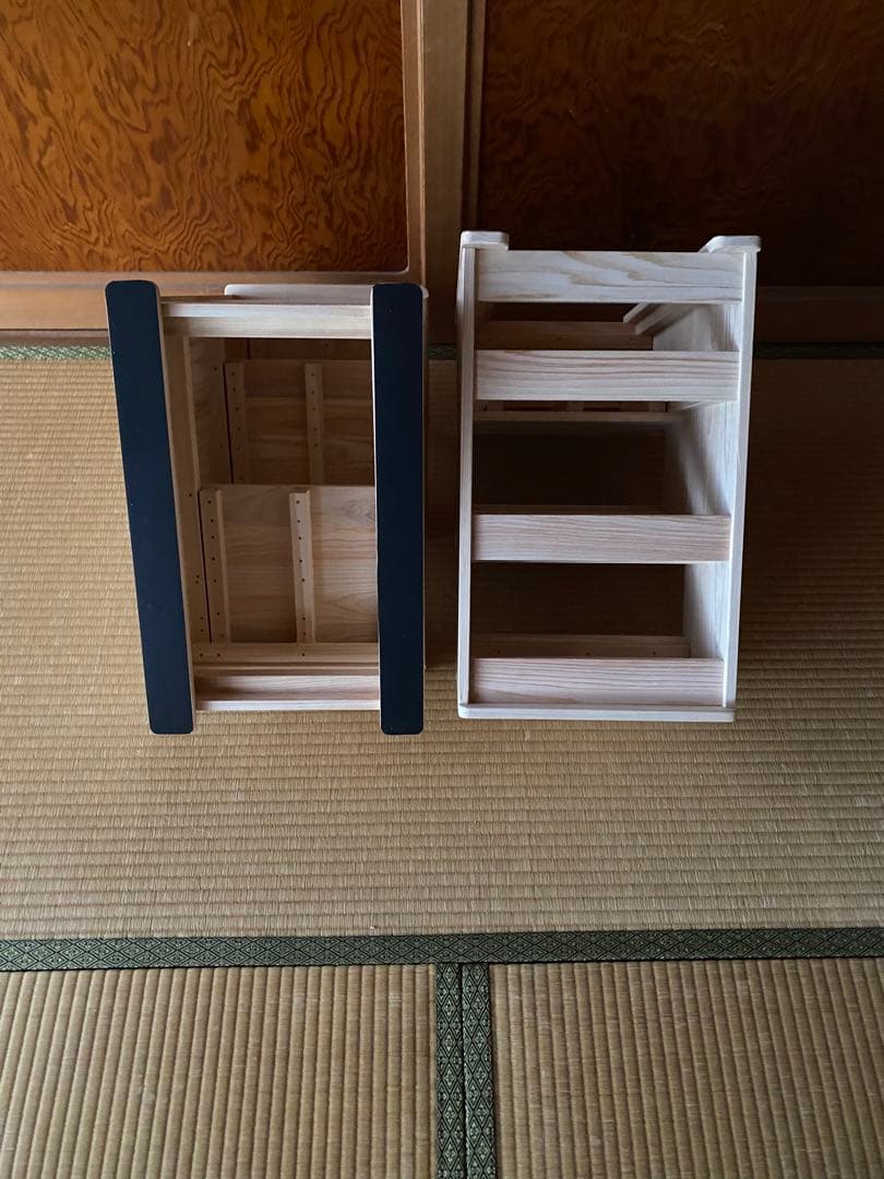 myowako様限定の、3段のオーダー踏み台です。