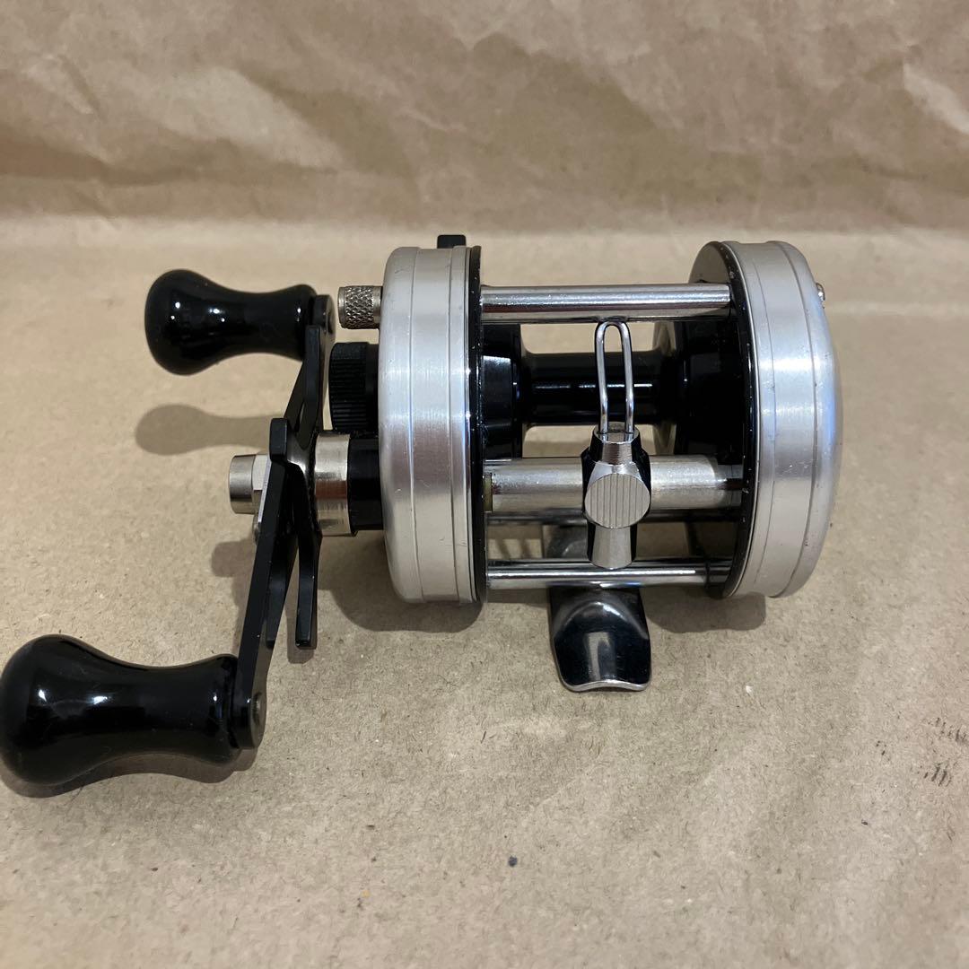 お*き様 83年製ABUアンバサダー3500C