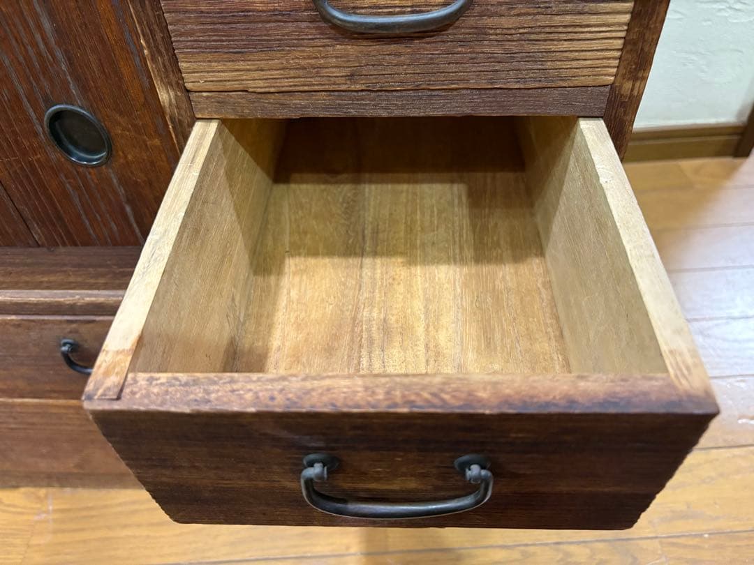 再値下げ！レトロ木製タンス 引き出し5つ 扉付き