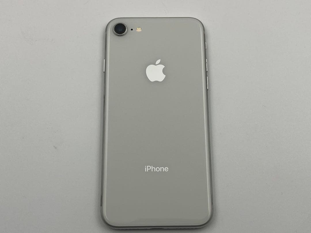 Apple iPhone 8 A1906 64GB シルバー