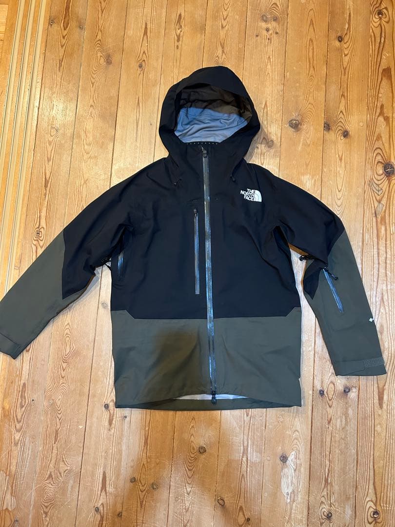 The North Face パウダーガイドライトジャケット・ビブパンツセット