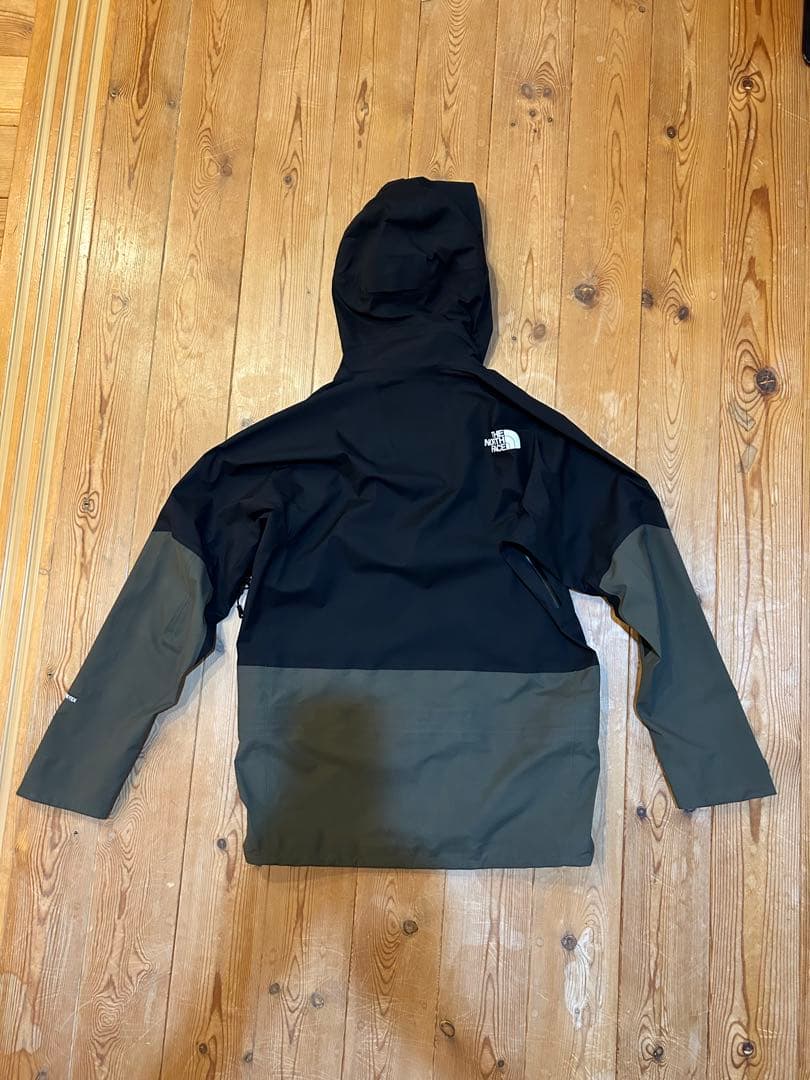 The North Face パウダーガイドライトジャケット・ビブパンツセット