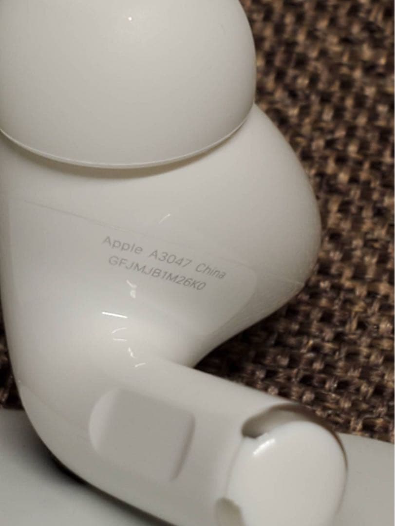 右耳 Apple AirPods Pro 第2世代 正規品 片耳281