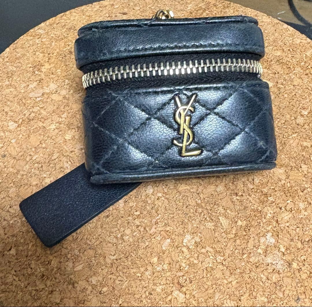 (YSL)SAINT LAURENT Air Pods Proケース