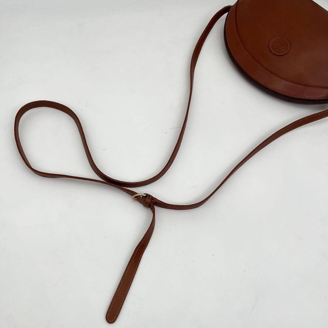 GUCCI ショルダーバッグ ポシェット 斜めがけ インターロッキング レザー