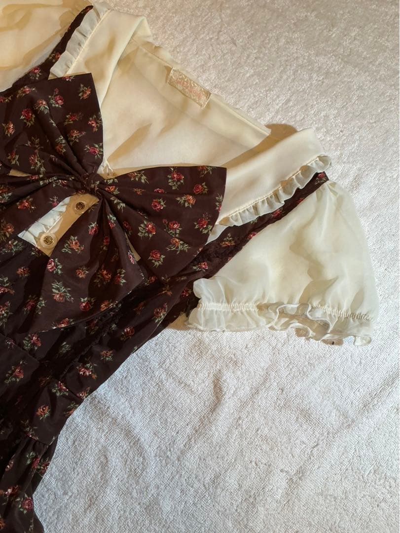 LIZLISA 希少 BIGリボンAラインワンピース 重ね着風 ローズ柄 姫カジ