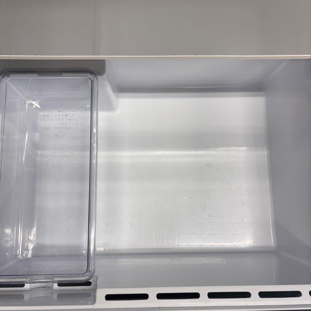 590 冷蔵庫　大型　右開き　一人暮らし　家庭向け　大人気　極美品