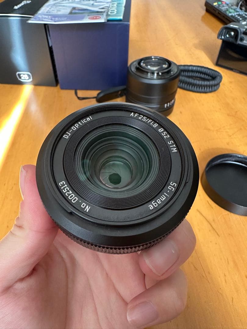 SG image 25mm F1.8 APS-C Eマウント