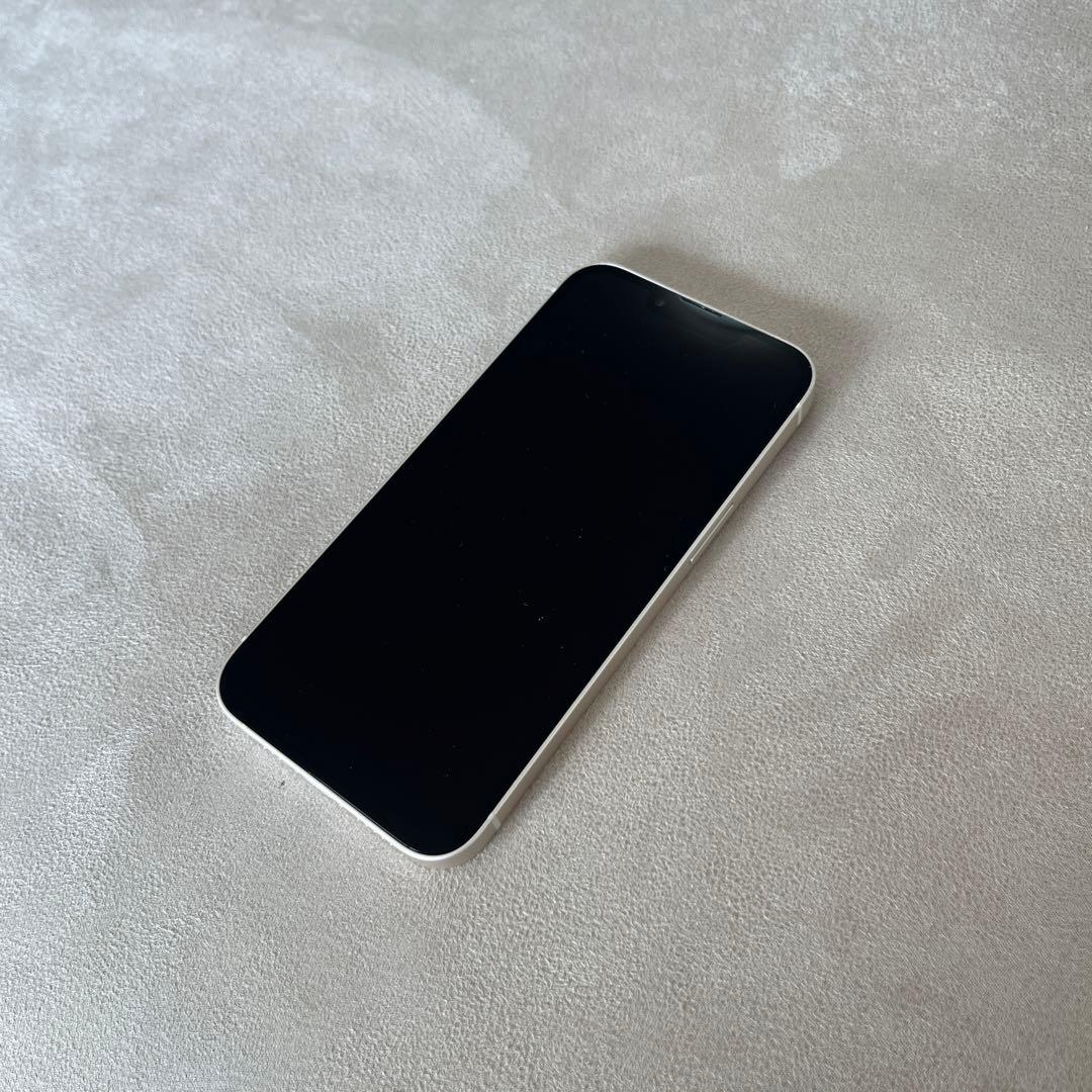 Apple iPhone 13 ホワイト 本体※docomo認定中古品ほぼ未使用
