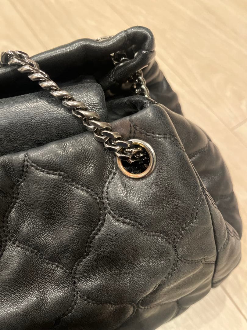 CHANEL シャネル チェーンショルダ シルバー金具 キルティングレザー