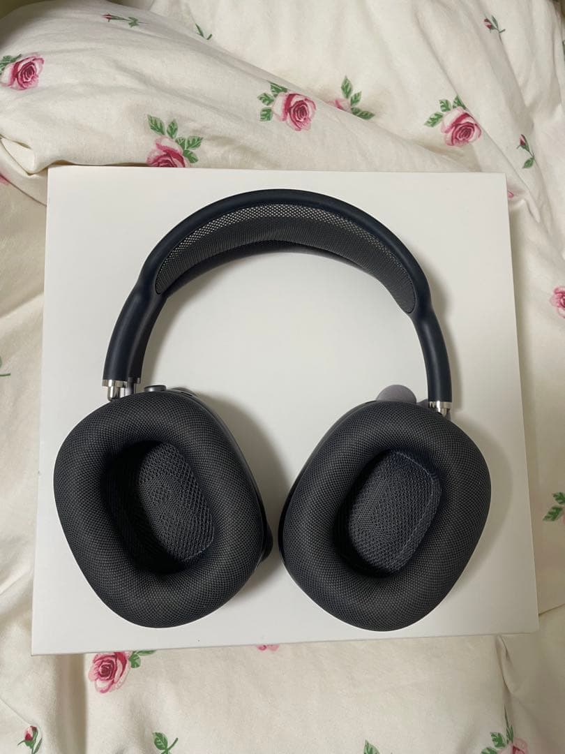 正規品　AirPods Max シルバー ワイヤレスヘッドホン　　即購入可！