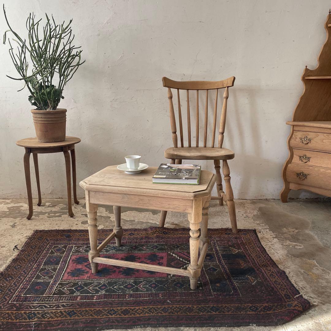 年末・年始SALE ビンテージ　サイドテーブル ベッドサイドテーブル　大　剥離