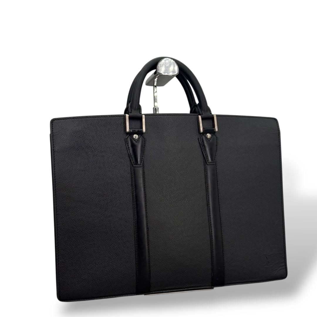 新型/美品　ルイヴィトン　タイガ　ポルトドキュマン　ロザン　ハンドバッグ