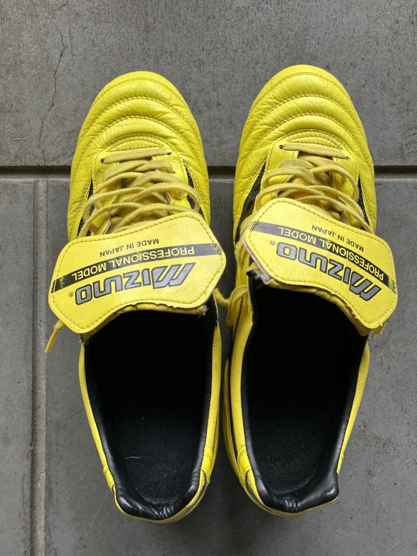 ちゃいちゃい Mizuno モレリア2 30周年モデル イエロー