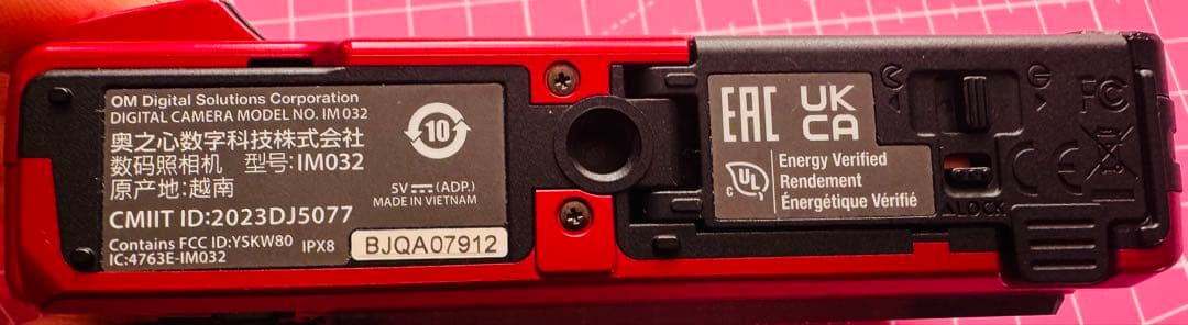 OM SYSTEM TG-7 コンパクトデジタルカメラ レッド