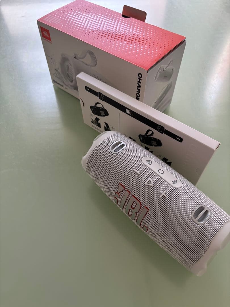 JBL Charge6 ワイヤレススピーカー ホワイト