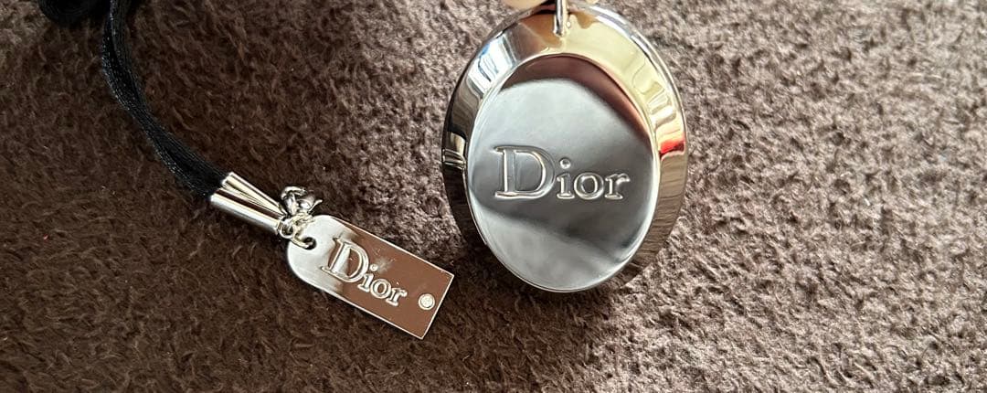 Dior クリスタルボレアル 251 ピンククリスタル リップ ネックレス 限定