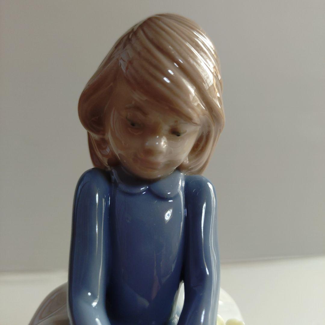 未使用 LLADRO リヤドロ 五月の花 箱付き ポーセリン　フィギュリン