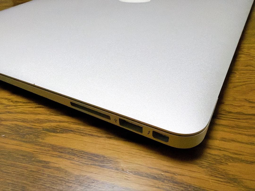 【美品】macbook air 13インチ(Mid2013)