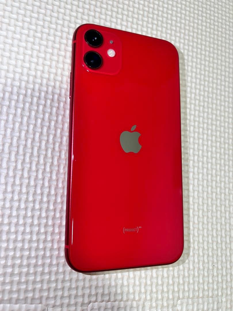 AU iPhone11 64GB レッド 新品充電ケーブル付属品