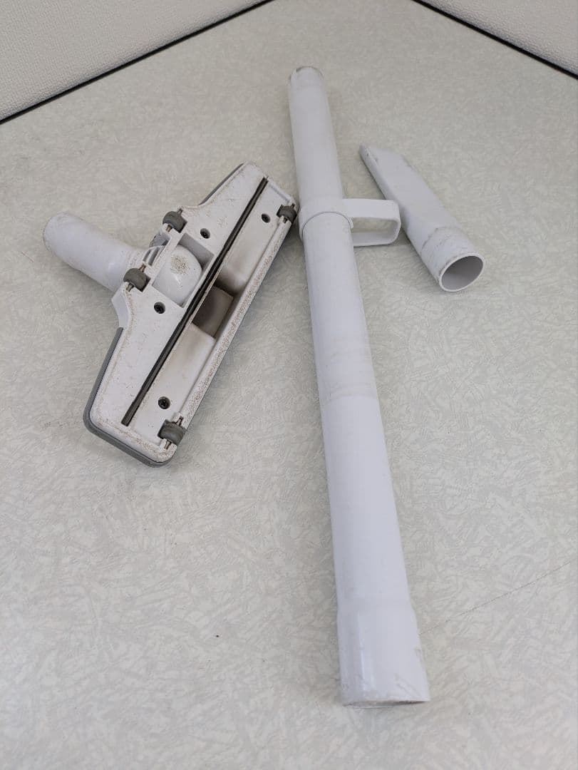 マキタ充電式クリーナ（中古） モデルCL180FD