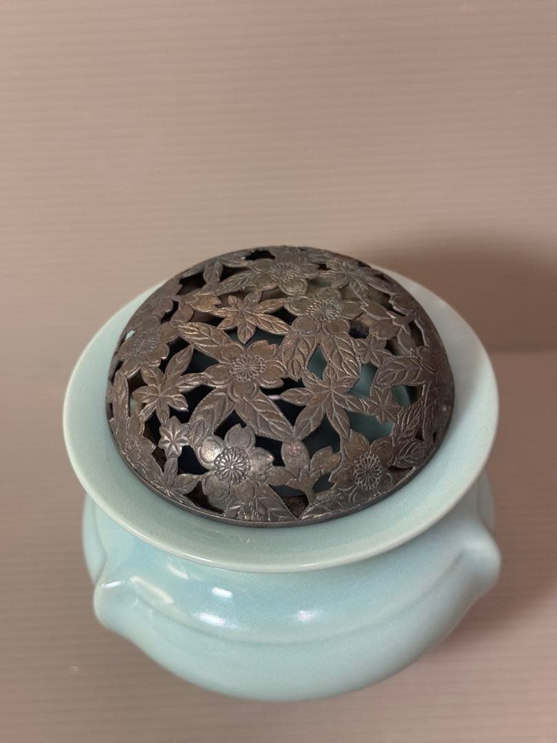 2811 青磁　三足　香炉　時代物