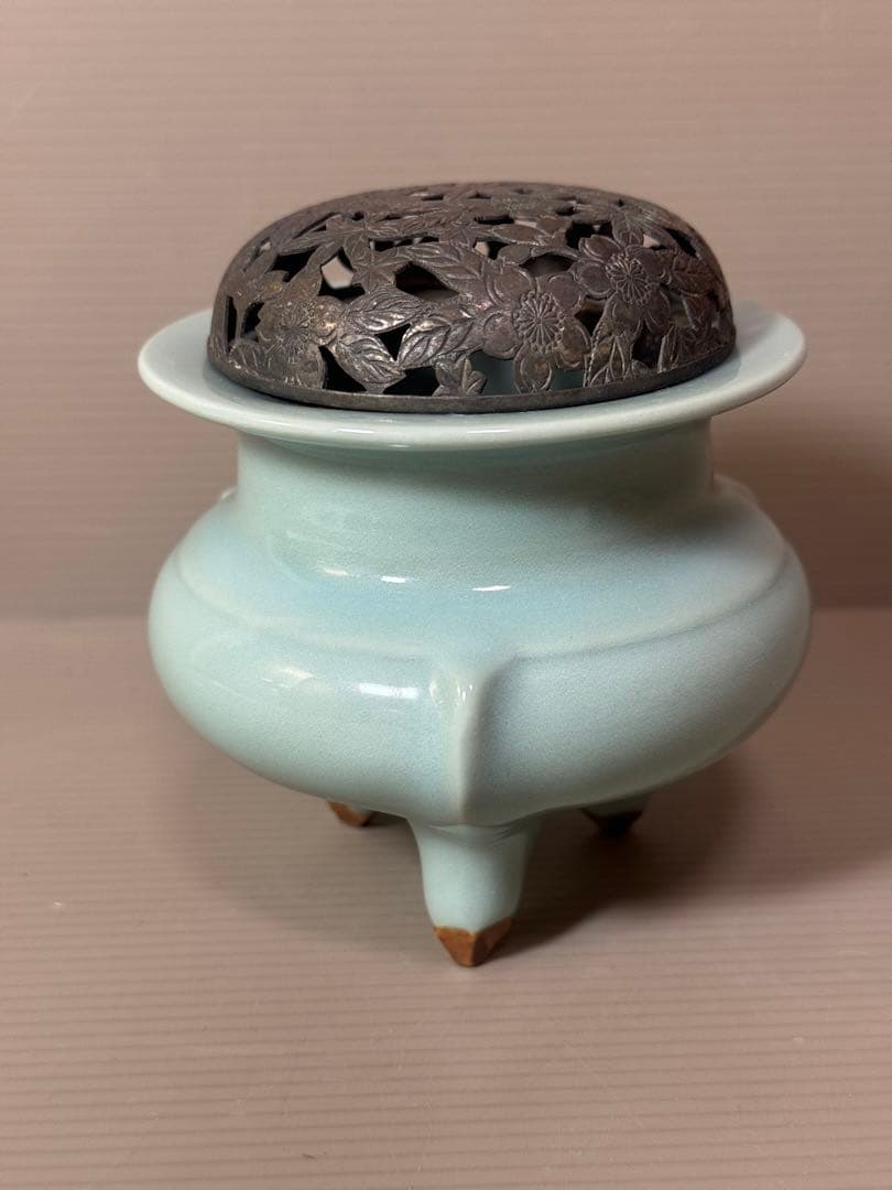 2811 青磁　三足　香炉　時代物