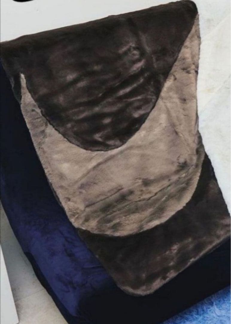 NIKE NSW フェイクファー ブランケット スウォッシュ ブラウン