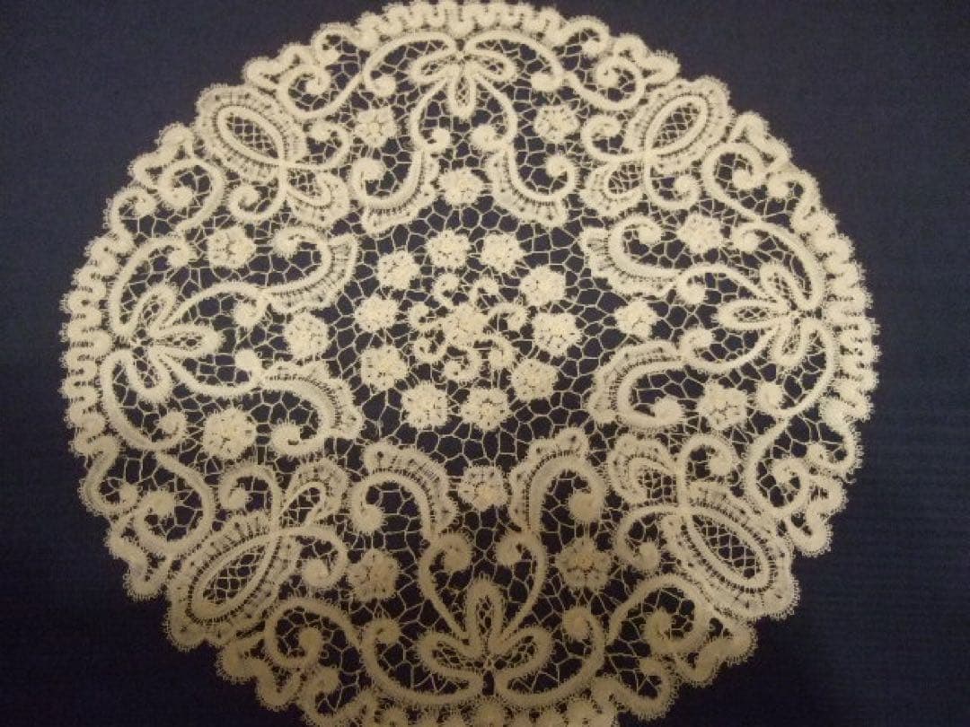 アンティークレース　ベルギー　額装