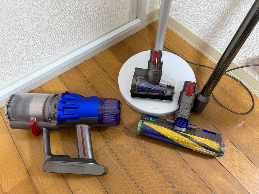 dyson V12 Detect Slim Fluffy 本体　スタンド付