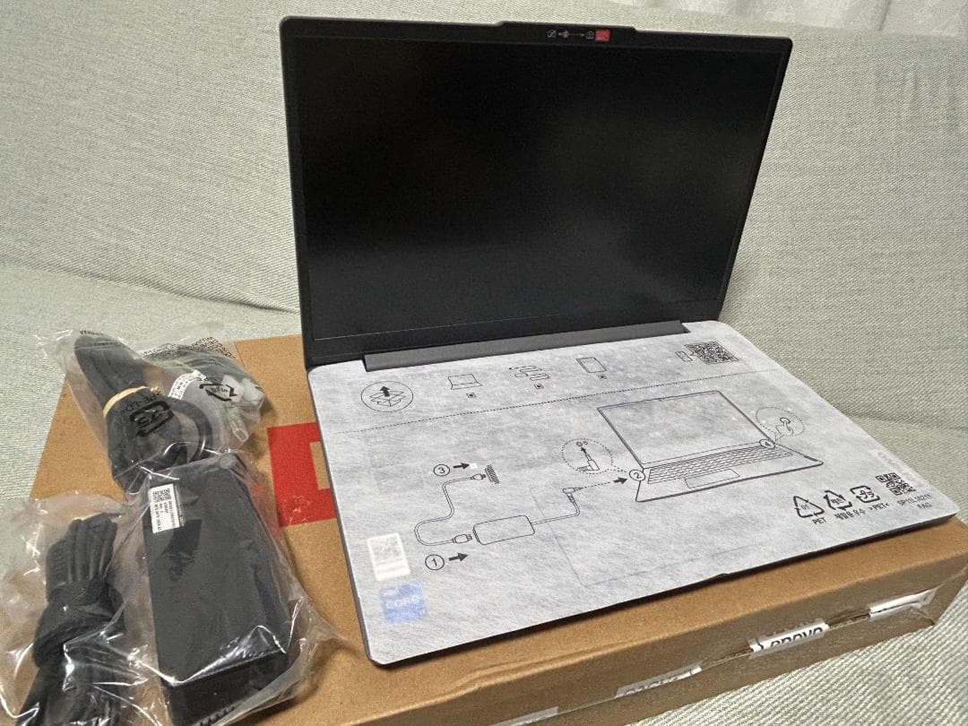 Lenovo IdeaPad Slim3 EL003UJP 新品●未使用