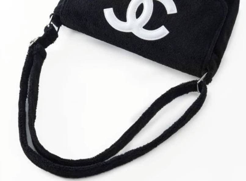 シャネル ショルダーバッグ ホワイト ノベルティ