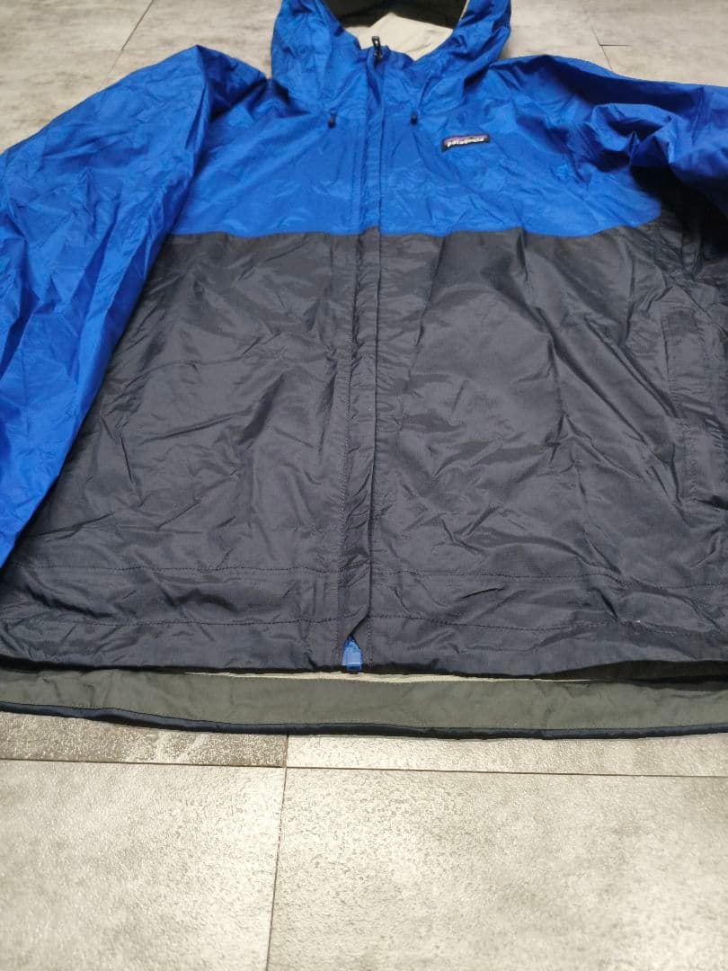 patagonia トレントシェルジャケット　XL ブルー×ブラック