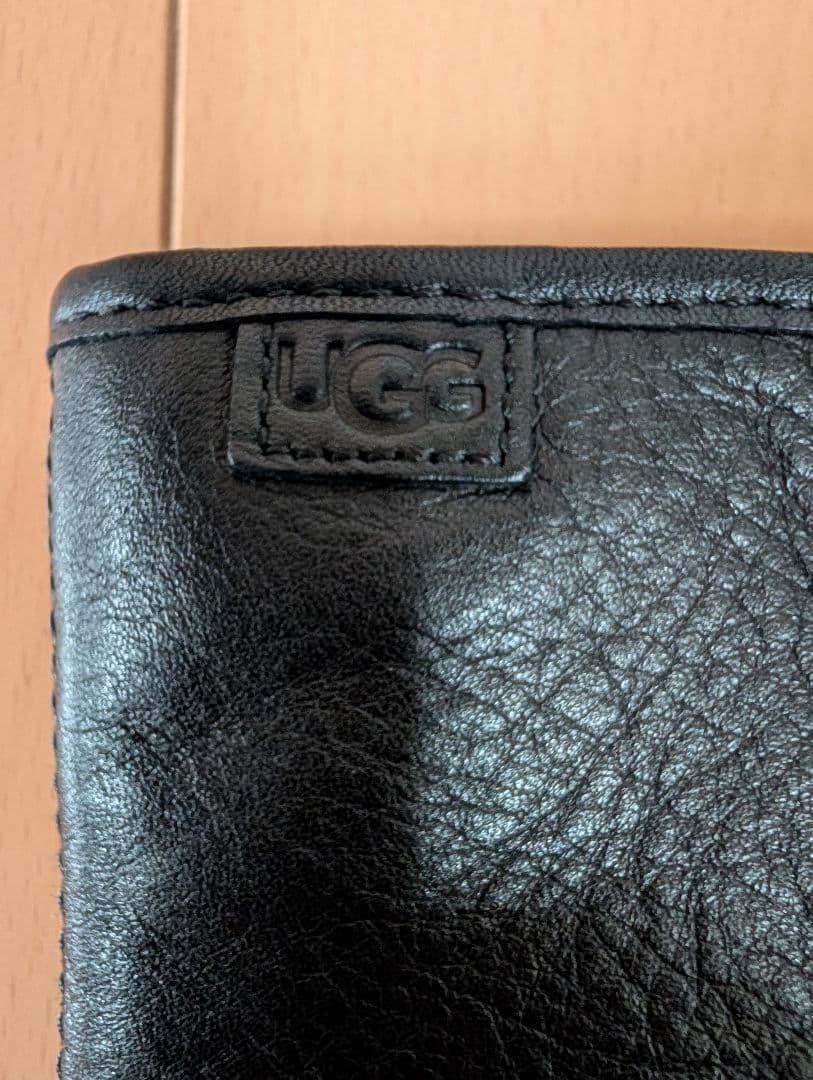 UGG ブラックレザー ショートブーツ