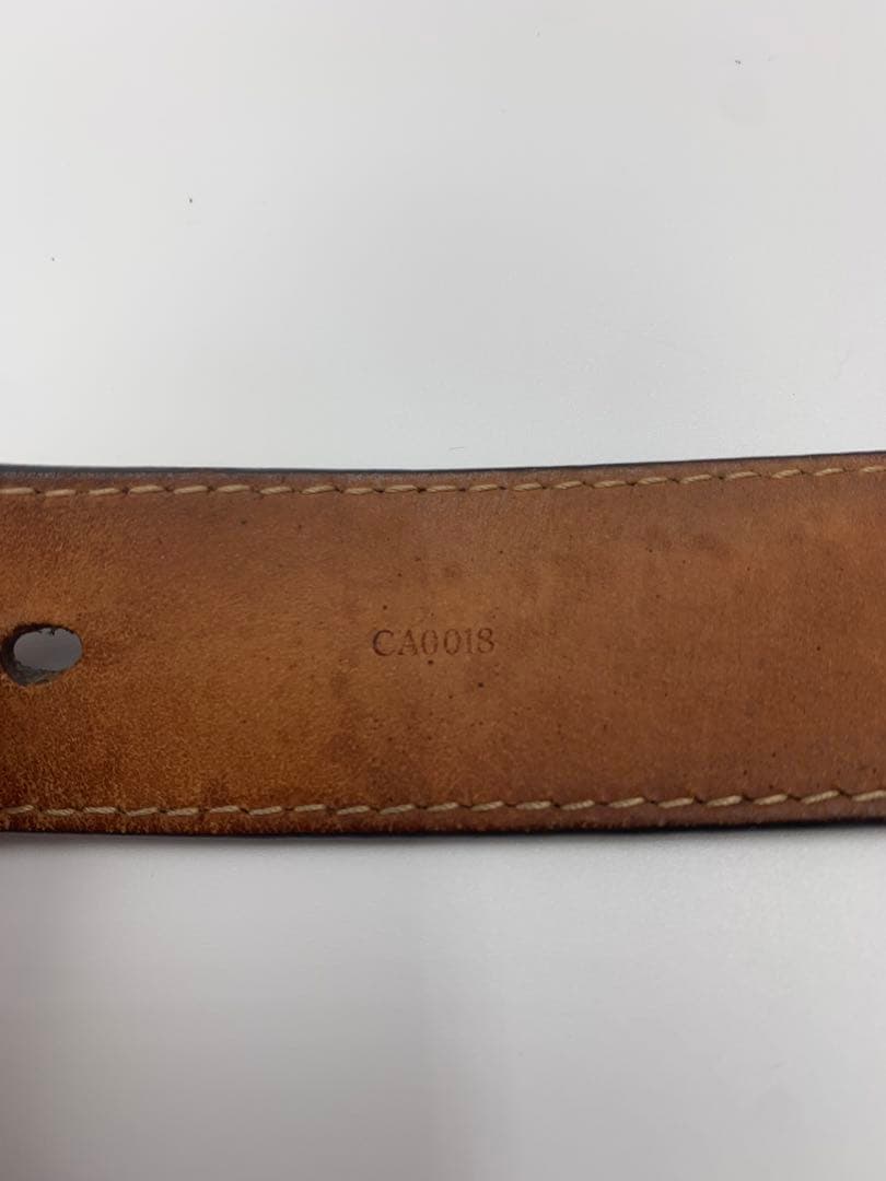 ルイヴィトン サンチュール LV　イニシャル　エピ レザー ブラック P55