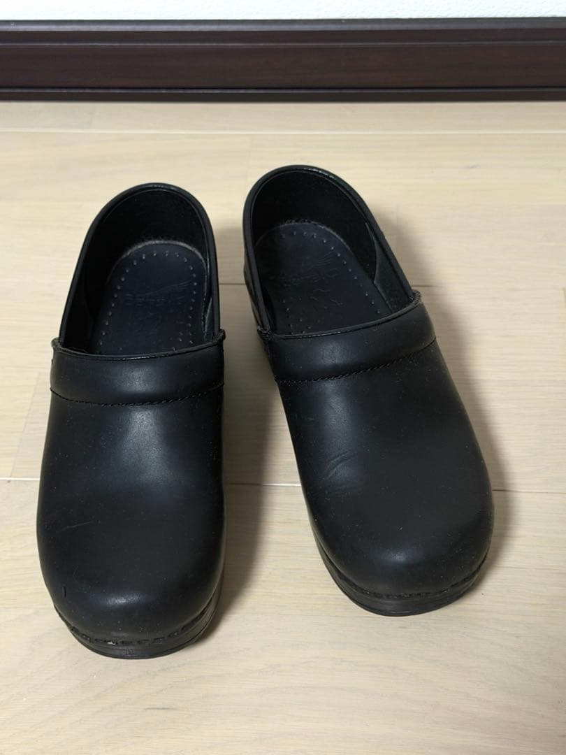 ダンスコ　DANSKO レザー本革　スリッポンシューズ　黒　37