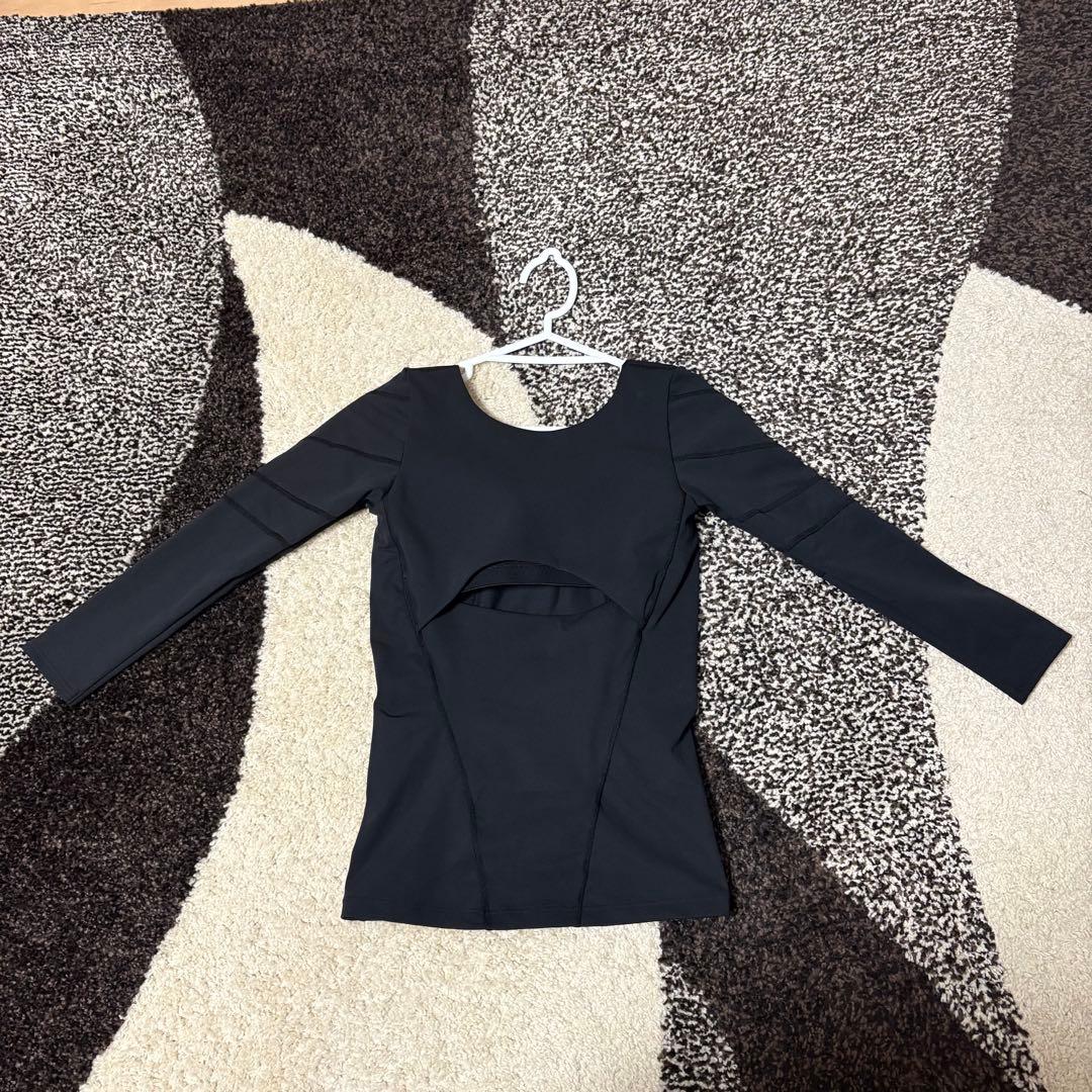 Rintosullパーフェクトフォームトップス　ピラティス　ウエア　L